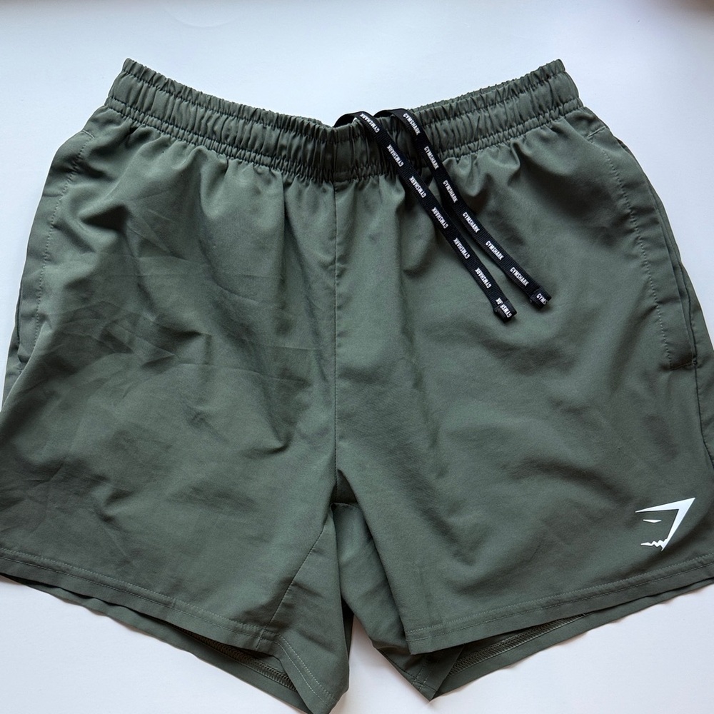 Gymshark Arrival 5” Men’s Green Athletic Shorts XS